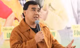 MC Quyền Linh hài hước than thở 'mắt mờ tay run' cùng Thanh Duy, Thu Hà Ceri làm điều đặc biệt hiếm có
