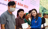 Sôi nổi Chiến dịch tình nguyện Kỳ nghỉ hồng cấp Trung ương tại biên giới Hà Giang