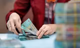 Đang xem xét mức trợ cấp tiền lương cho cán bộ nghỉ hưu trước tuổi 