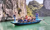 Kỳ nghỉ lễ kéo dài tạo động lực tăng trưởng cho ngành du lịch