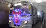 Đoàn tàu đón năm mới được triển khai tại thành phố Moscow, Nga từ ngày 28/12 và kéo dài cho tới hết kỳ nghỉ, dự kiến vào ngày 7/1/2017.
