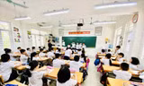 Sĩ số lớp học đông, ảnh hưởng rất lớn đến chất lượng dạy học