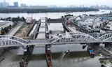 Cống Tân Thuận (quận 7) được lắp đặt tại khu vực kênh Tẻ, giao với sông Sài Gòn của dự án chống ngập 10.000 tỷ ở TPHCM đã đạt 93% khối lượng 