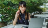Người trẻ tập trung vào sự nghiệp, lười hẹn hò, kết hôn