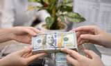 Giá USD tăng 'nóng', Ngân hàng Nhà nước can thiệp ra sao?