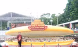 Ổ bánh mì khổng lồ tại Lễ hội bánh mì 2024