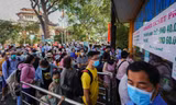 Hàng nghìn khách du xuân tại Thảo Cầm Viên những ngày đầu năm mới