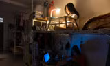 Tránh dịch trong ký túc xá đại học