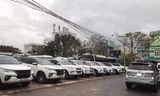 Dịch vụ thuê xe có lái giữ giá dịp Tết dương lịch