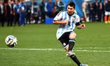 Đừng để Messi bị tra tấn bởi chấm 11m