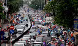 Giao thông Hà Nội rối loạn sau bão Kalmaegi