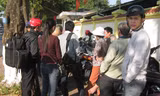 Các tiểu thương phản đối trước trụ sở UBND tỉnh Đắk Lắk