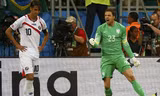 Tim Krul trở thành người hùng của Hà Lan ở loạt luân lưu 11m