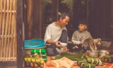 Ấm lòng trước mâm cơm ngày Tết cổ truyền miền Bắc của “Lão nông triệu view“