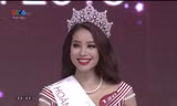 Phạm Thị Hương trong khoảnh khắc đăng quang.
