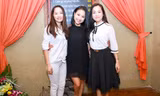 Trưa 25/6, Minh Hương, Linh Phương rủ nhau đến ủng hộ Vân Hugo tại quán cơm gà mà cô mới mở ở Hà Nội.