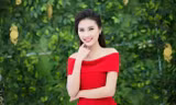 Người đẹp Thanh Tú khoe vai trần gợi cảm giữa trời đông
