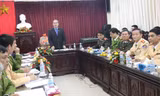 Chủ tịch Ủy ban Trung ương Mặt trận Tổ quốc Việt Nam Nguyễn Thiện Nhân phát biểu tại buổi làm việc. Ảnh Việt Hưng. 