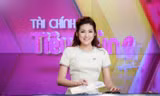 Á hậu Tú Anh trên sóng của bản tin Tài chính Tiêu dùng.