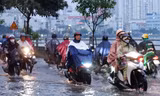 TPHCM tiếp tục có nhiều đợt mưa trái mùa trong tháng 2