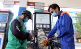 Ngày mai giá xăng dầu tăng?