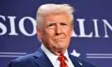 Nữ họa sĩ trách ông Trump hủy hoại sự nghiệp
