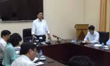 Bí thư Thành ủy TPHCM Đinh La Thăng họp khẩn với Bộ Y tế và các đơn vị liên quan trước tình hình bệnh do vi rút Zika xuất hiện liên tiếp tại TPHCM. Ảnh: Quốc Ngọc