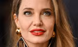 Angelina Jolie ra tối hậu thư cho Brad Pitt