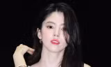 Han Soo Hee được săn đón trên đường tới Cannes 2024