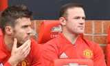 Wayne Rooney, Michael Carrick vắng mặt ở trận đấu với St Etienne rạng sáng mai.