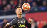 Cristiano Ronaldo xuất sắc nhưng cũng không "cứu" được Juventus.