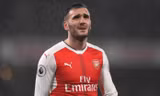 Lucas Perez cảm thấy không được HLV Wenger tôn trọng.