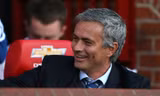 Mourinho chuẩn bị được M.U gia hạn hợp đồng.