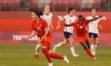Bóng đá nữ Olympic: Mỹ thua sốc, Canada lần đầu vào chung kết