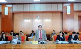 Ông Hồ Tiến Thiệu (giữa) cho biết, tỉnh yêu cầu rà soát lại điểm thi bất thường *ảnh: Tư liệu