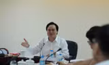 Bộ trưởng Bộ GD&ĐT Phùng Xuân Nhạ họp cùng các chuyên gia