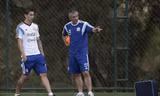 Di Maria tiếp tục các bài tập trên sân tập của Argentina ngày hôm qua - Ảnh: AFP