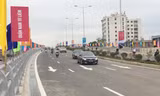 Với tổng mức đầu tư 1.500 tỷ đồng và sau 9 năm thi công tuyến đường Trần Hữu Dực dài 3,5km đã thông xe 