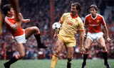 Souness trong một lần cùng đối đầu Man Utd trong những năm 1980.