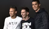 Neymar, Messi và Ronaldo tham dự lễ trao giải Quả bóng vàng hồi đầu năm. Ảnh: Reuters