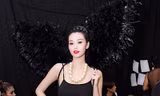 Khánh My mê hoặc trong hình ảnh thiên thần bóng đêm