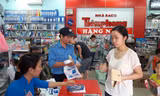 Nhà sách Tiền Phong đón hàng trăm lượt khách mỗi ngày dịp 1/6