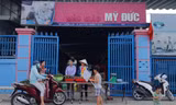 Giáo viên mầm non chuyển sang bán hàng trong mùa dịch để kiếm sống qua ngày