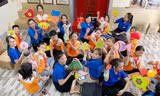 Tuổi trẻ Nghệ An vui Trung thu ấm áp cho thiếu nhi