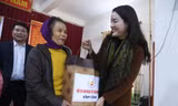Hội Doanh nhân trẻ Nghệ An trao quà Tết cho người dân vùng cao