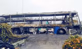 Xe khách bốc cháy dữ dội khi đang di chuyển trên địa bàn Sóc Trăng