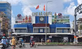 Những ngày qua, tình hình dịch bệnh COVID-19 ở TPHCM đang diễn biến hết sức phức tạp với nhiều chuỗi lây nhiễm được phát hiện tại các khu chợ truyền thống, trung tâm thương mại.