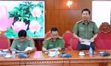 Thượng tá Trần Hoàng Độ, Phó trưởng Phòng tham mưu Công an thành phố Cần Thơ phát biểu. Ảnh: Hòa Hội.