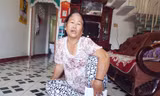 Bà Hồ Thị Bốn, người nhà tàu cá bị nạn lo lắng sau vụ việc tàu cá của người thân bị đâm chìm ở vùng biển Hoàng Sa
