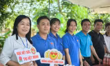 Quyền Bí thư Tỉnh ủy Bến Tre động viên tình nguyện viên Tiếp sức mùa thi